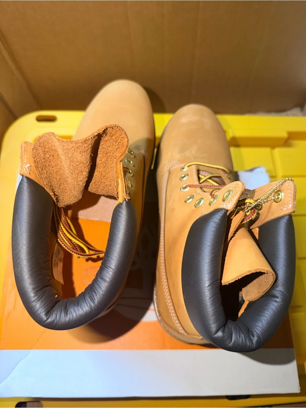 Timberland Premium 6-Inch Waterproof Boots Wheat Nubuck Men’s Size 11